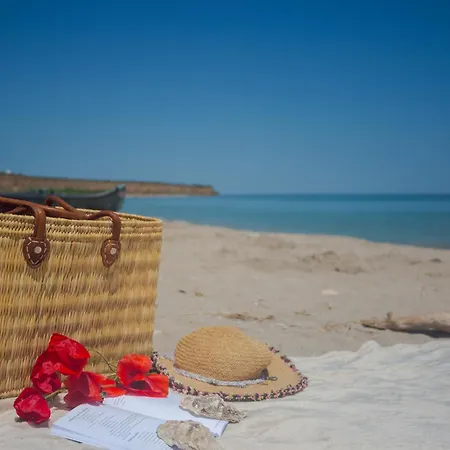 Pensjonat Halta Pescarus Douăzeci şi Trei August